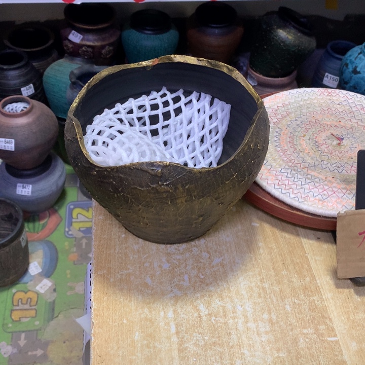 【闪购商品】粗糙盆有孔高15口19