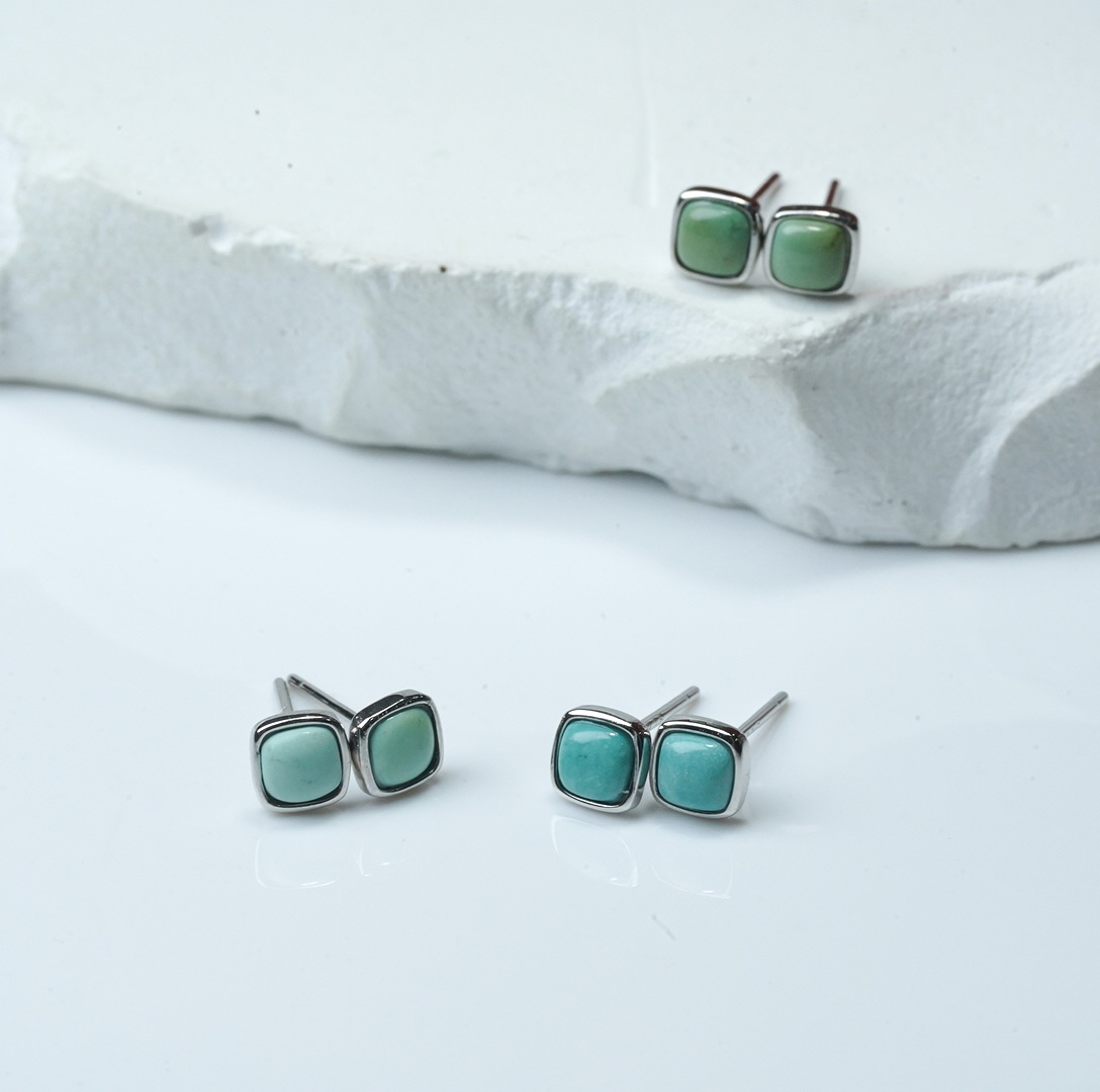 【铭记珠宝】S925银镶绿松石耳钉11-DM225H771【多样性发一件】