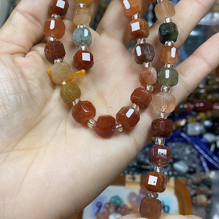 玛瑙/玉髓未镶嵌珠宝半成品天然彩发晶切面方糖卡8mm