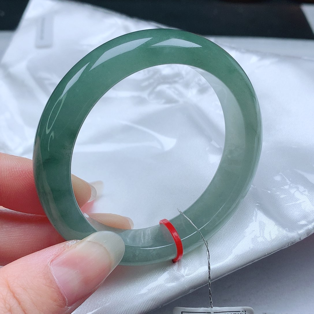 翡翠手镯未镶嵌M***张53圈