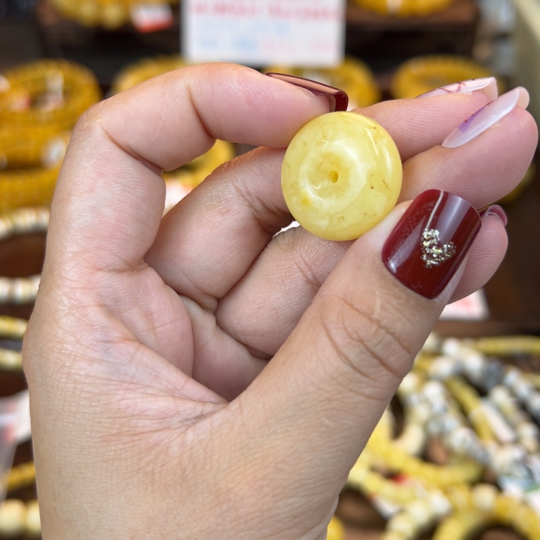 琥珀裸石未镶嵌kkjjjjjnm