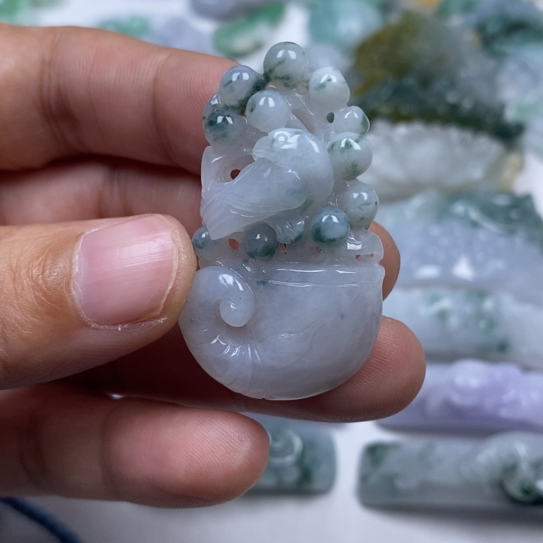 颈饰未镶嵌翡翠翡翠