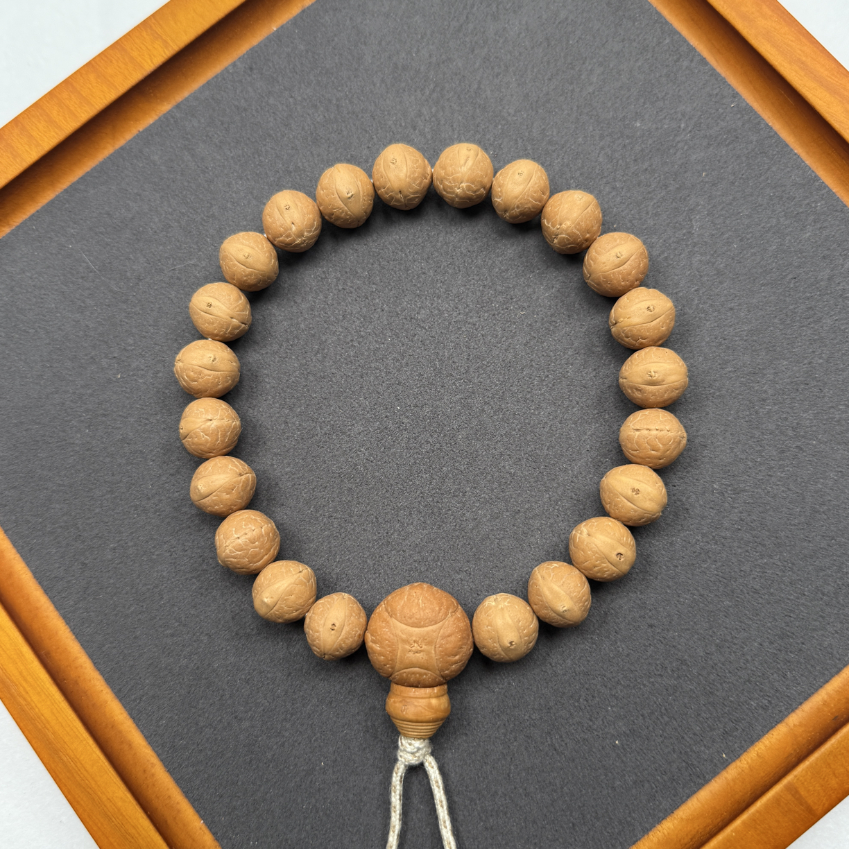 【超爱玩】2025尼泊尔凤眼菩提同树实心籽尺寸12-12.5配麒麟眼佛头