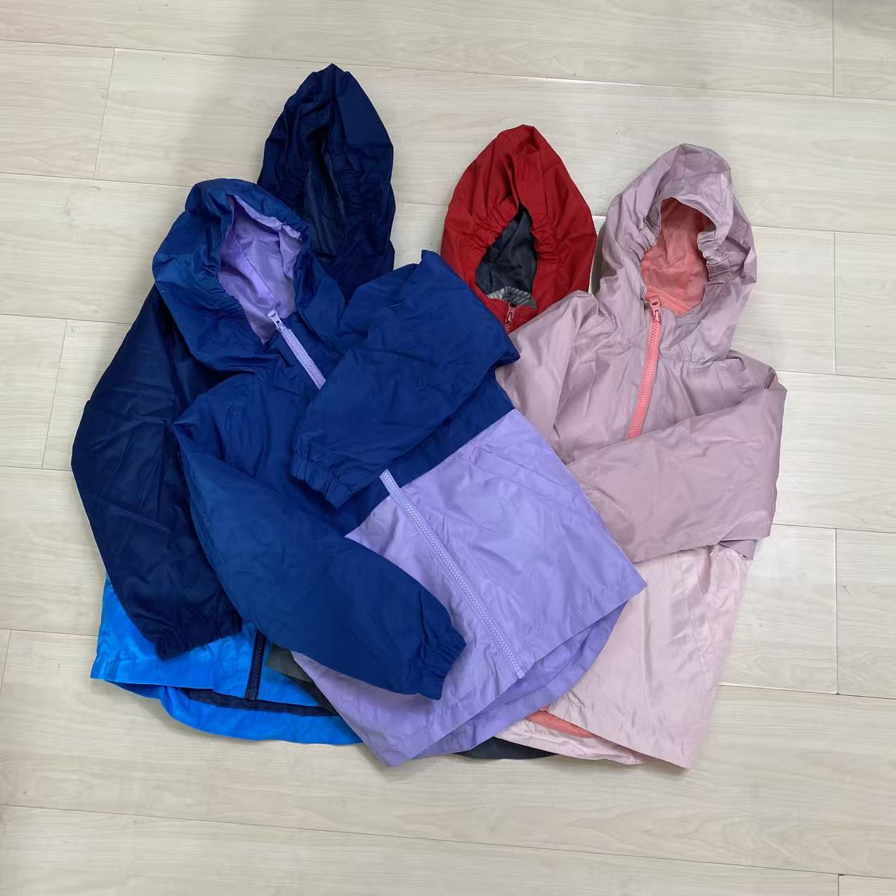 24426童装冲锋衣三合一