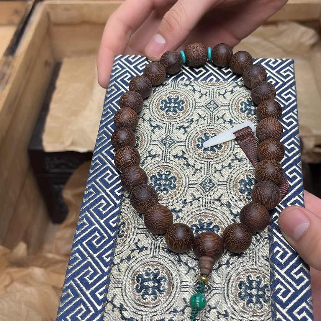 大叶紫檀（黑酸枝木类）