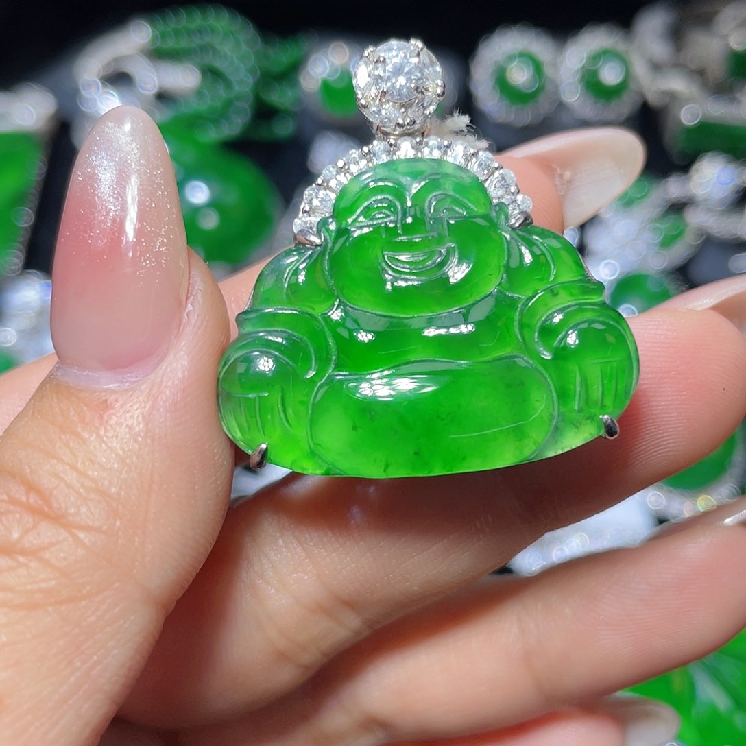 翡翠颈饰银S925镶嵌翡翠