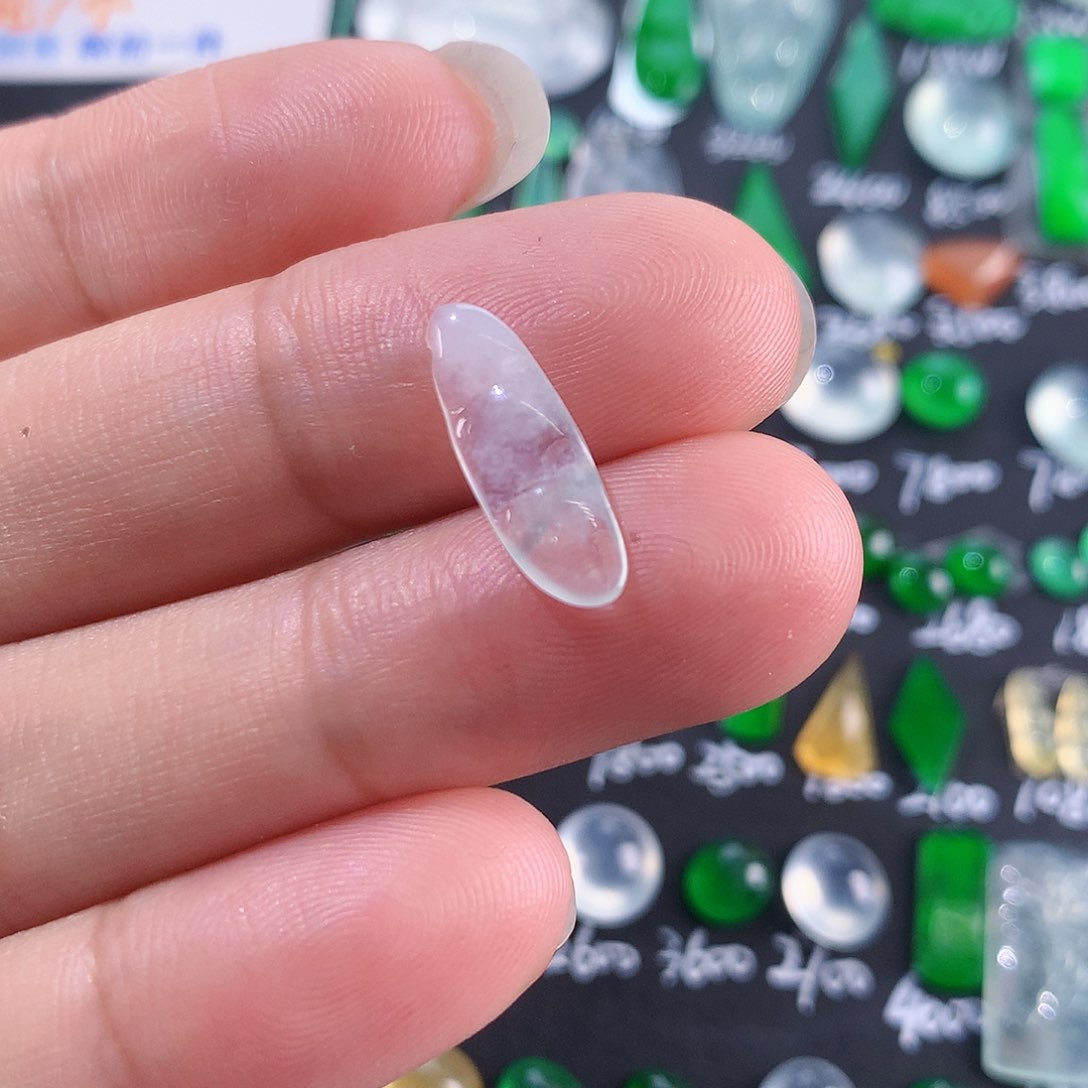 【闪购商品】翡翠颈饰未镶嵌天然翡翠高冰福豆