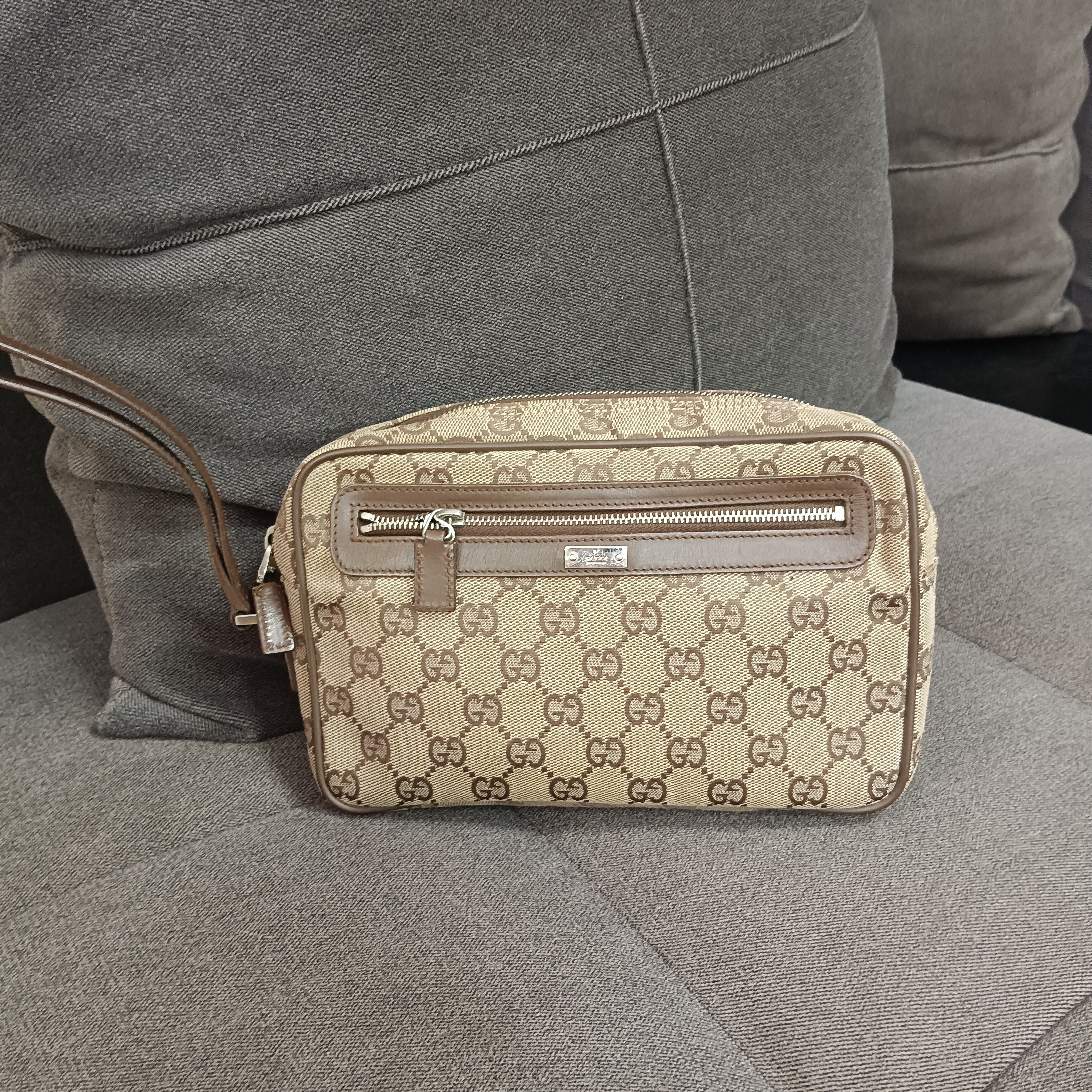 90新 GUCCI/古驰 兔兔奢G专属/古驰手拿洗漱包/240524067