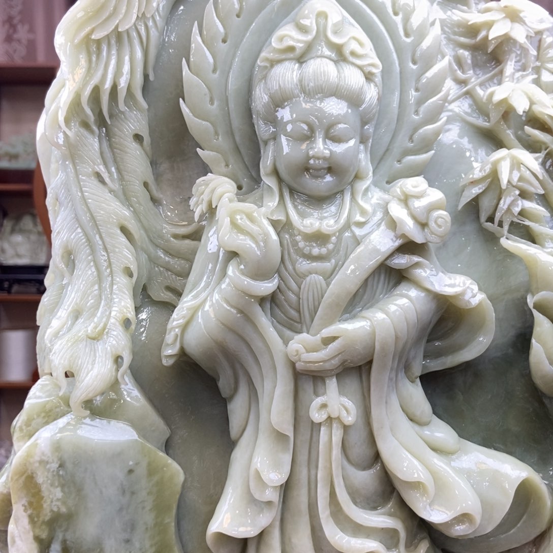 菲***普蛇纹石玉（覆膜）未镶嵌珠宝奇石摆件