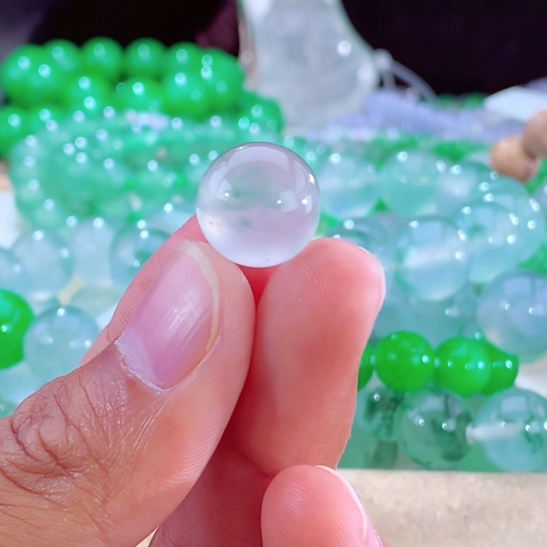 高端天然缅甸翡翠A货玻璃种起纲飘绿花单珠卡13mm