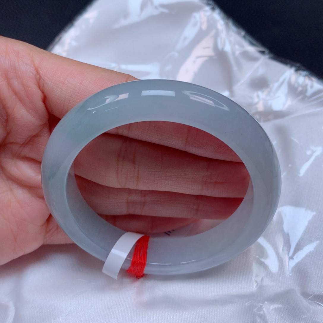 翡翠手镯未镶嵌巧***糕天然