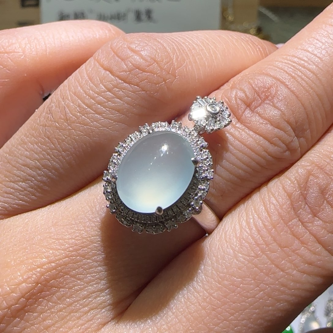 【闪购商品】翡翠戒指18K金镶嵌缅甸