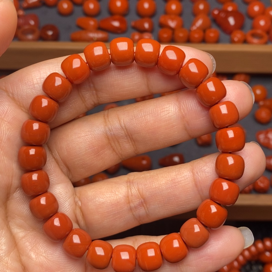 南红玛瑙配饰未镶嵌老型手串