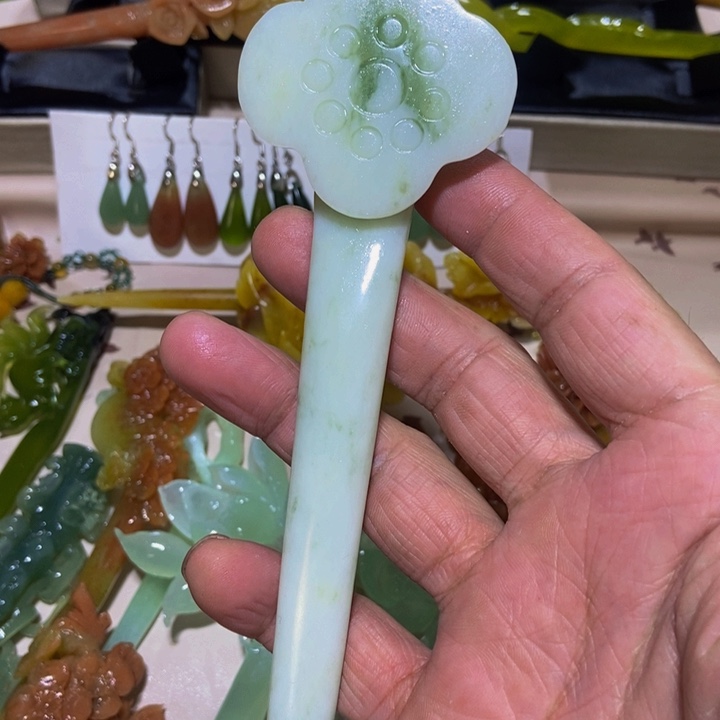 蛇纹石玉发簪未镶嵌