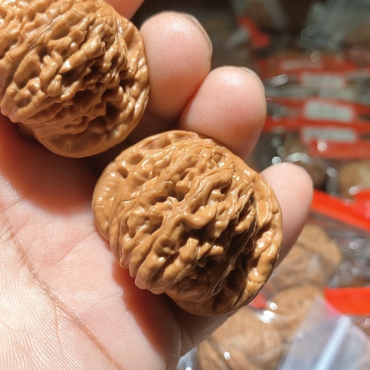 文玩核桃吊坠西****蛋四座楼