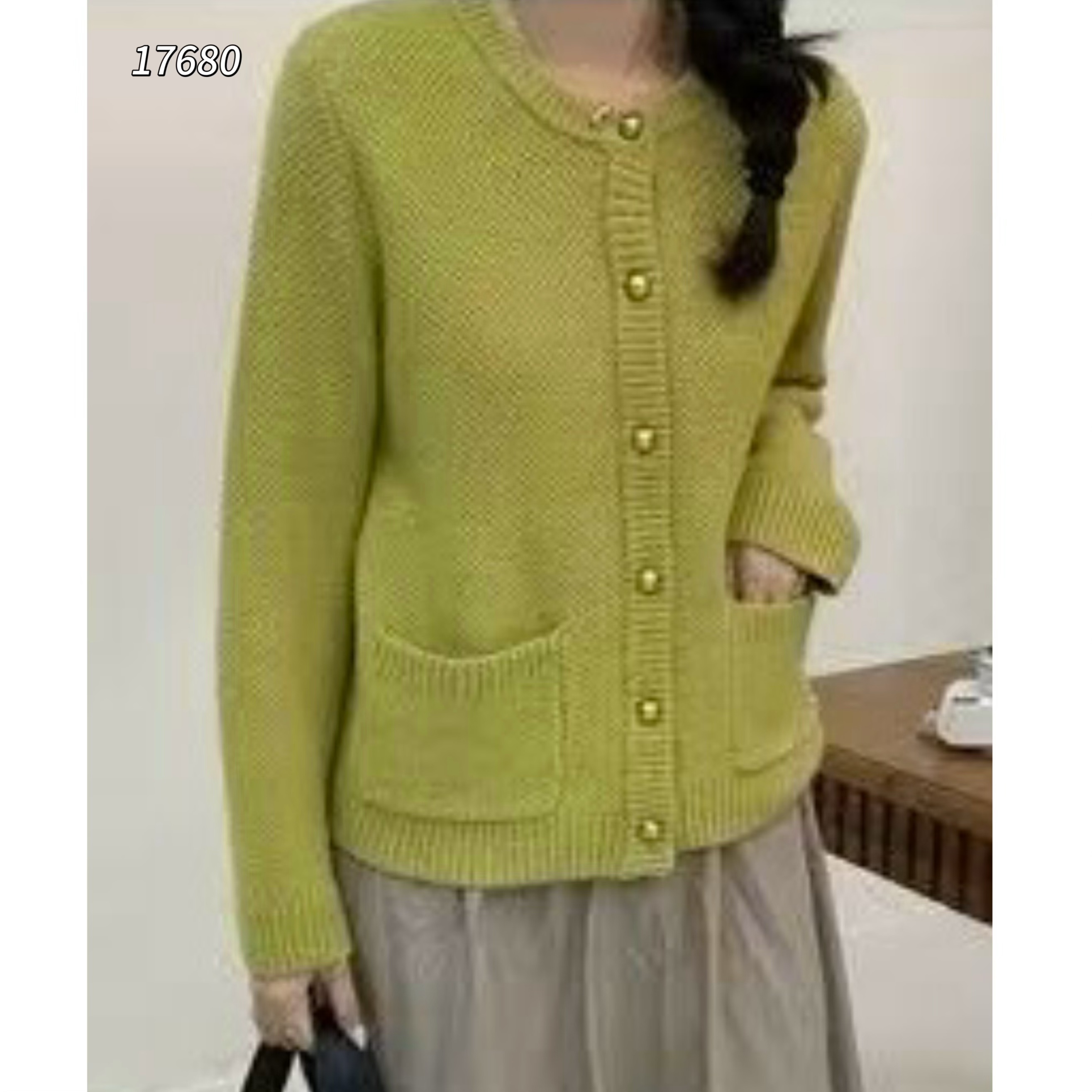17680 WANGDAN（部无水洗唛介意慎拍)圆领俩口袋加厚针织开衫