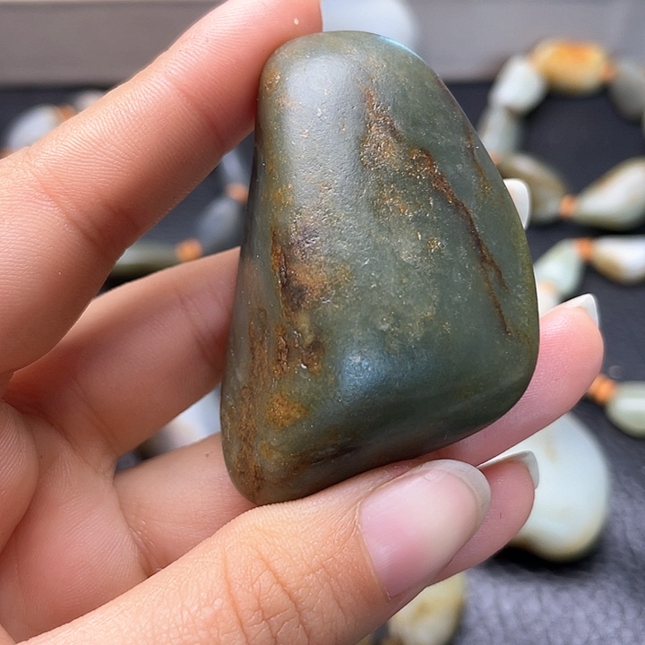 和田玉颈饰未镶嵌16