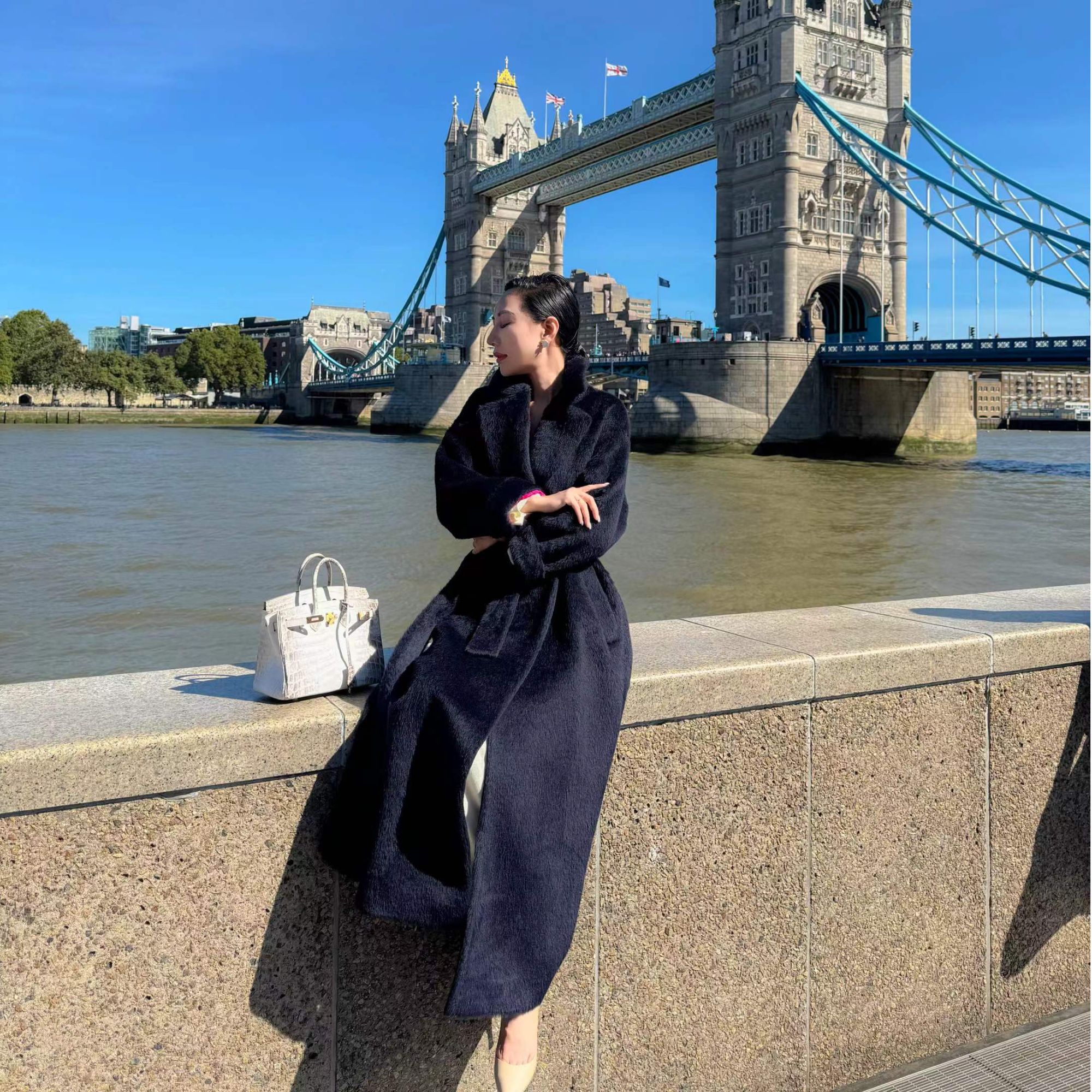 【Do.Fashion欧阳】“伊丽莎白”进口长毛苏力长款大衣