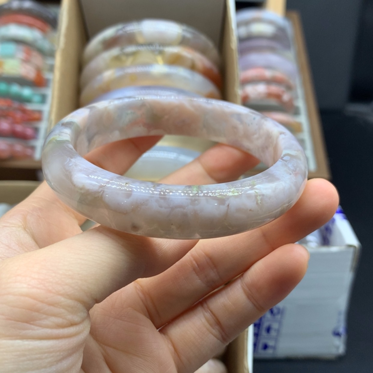 【闪购商品】玛瑙/玉髓手镯未镶嵌三***乐