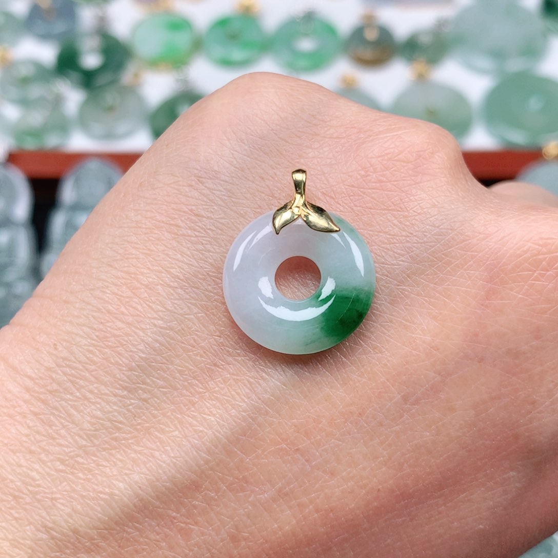 翡翠吊坠(不含链)18K金镶嵌