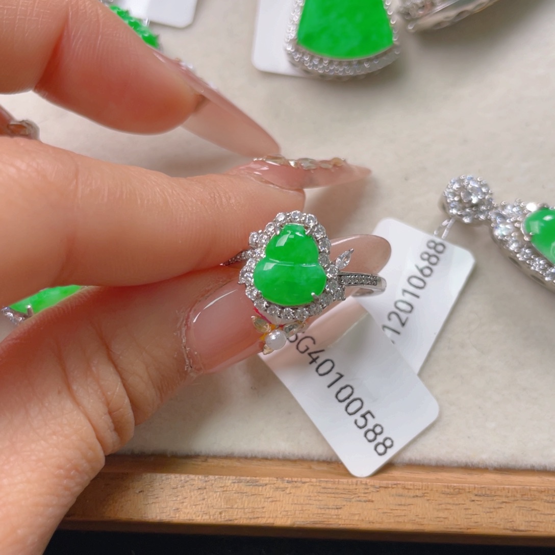 翡翠戒指银S925镶嵌我