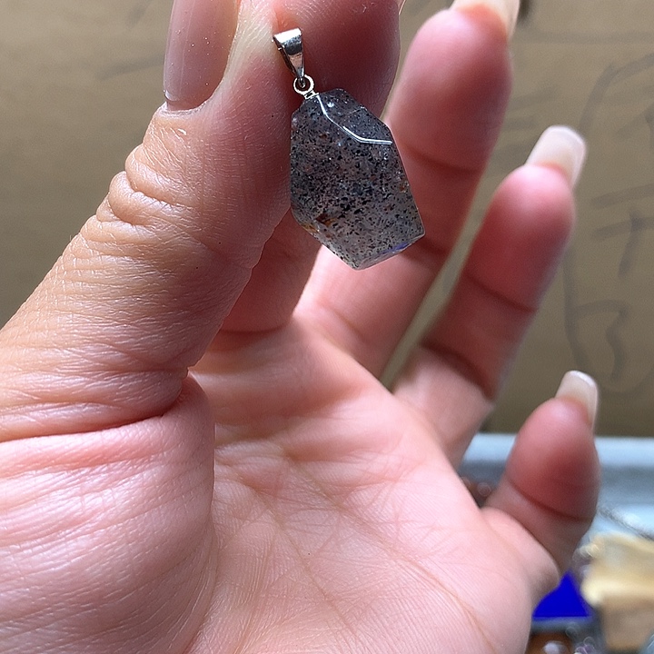 水晶水晶吊坠未镶嵌