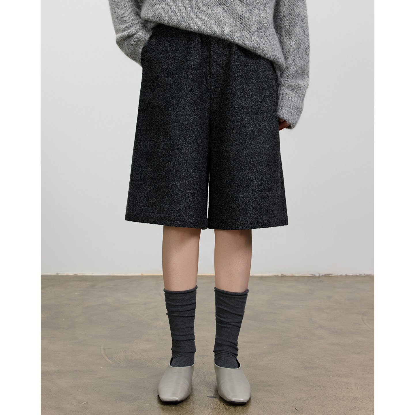 LUR 灰色休闲裤女秋冬季新款宽松垂感七分中裤奢暖羊毛肌理棉短裤