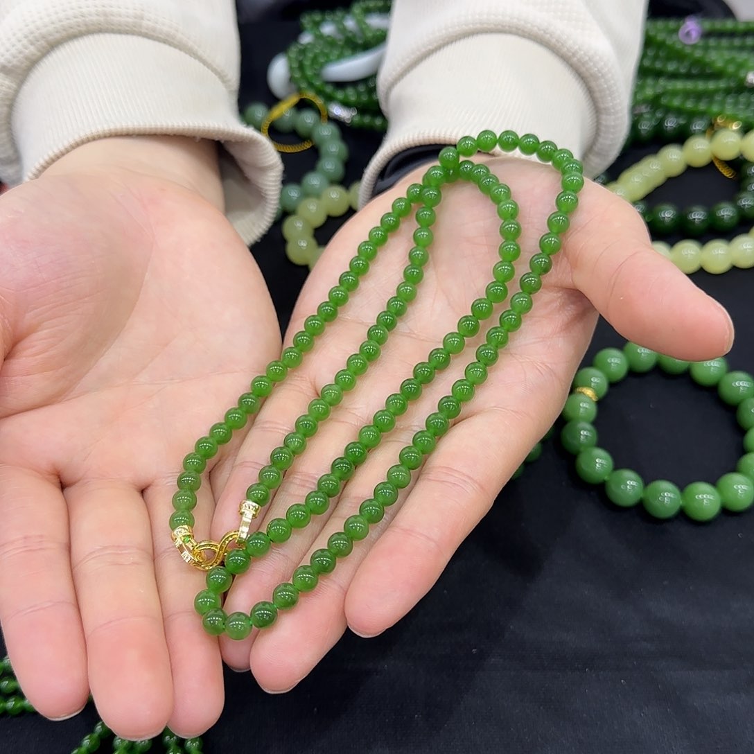 和田玉手串未镶嵌