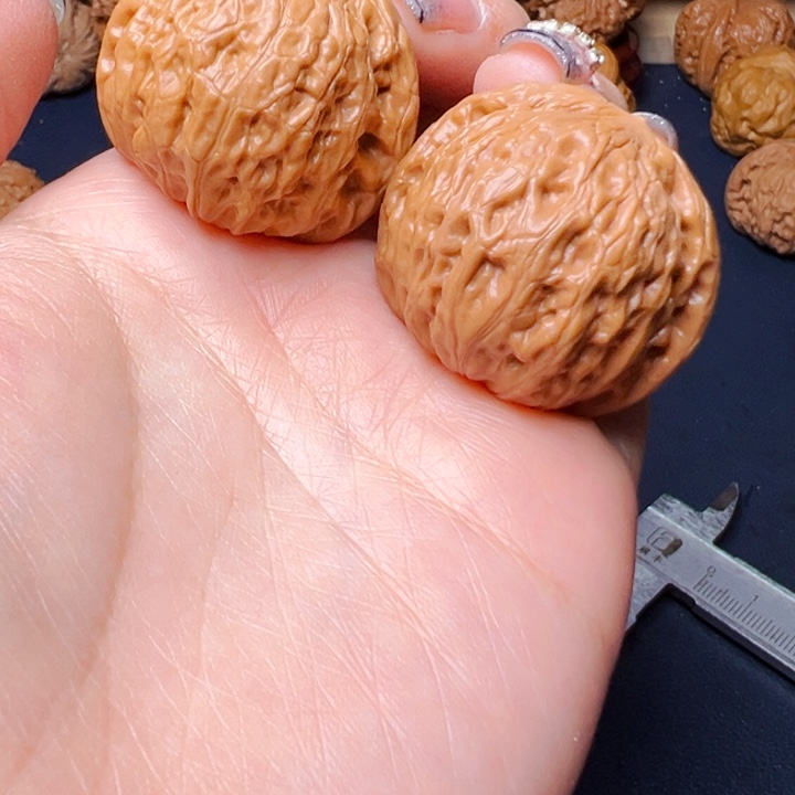 文玩核桃吊坠36铁锤