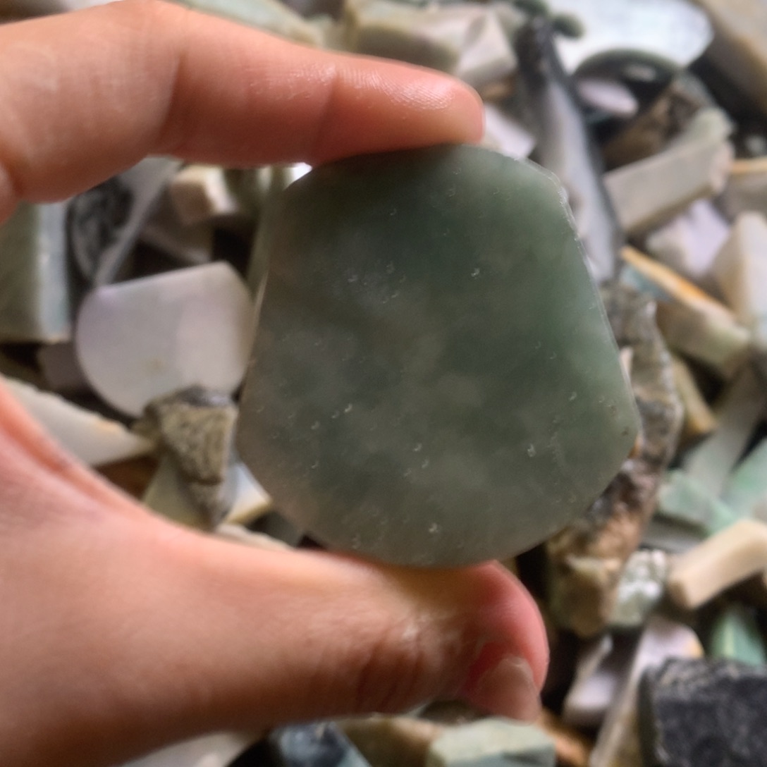 翡翠颈饰未镶嵌缅甸翡翠