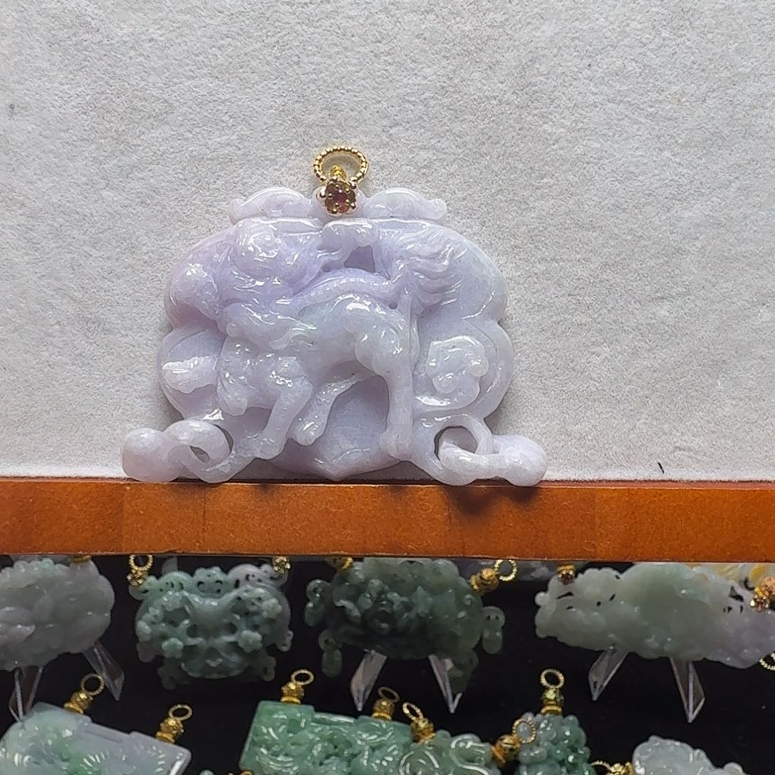吊坠(赠链)未镶嵌翡翠