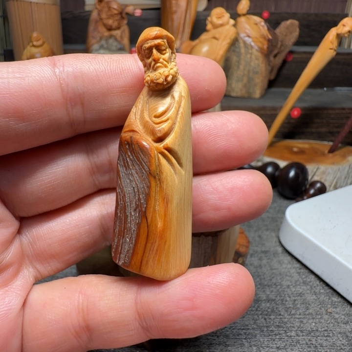 岛***松柏木（崖柏）我也想要这样一