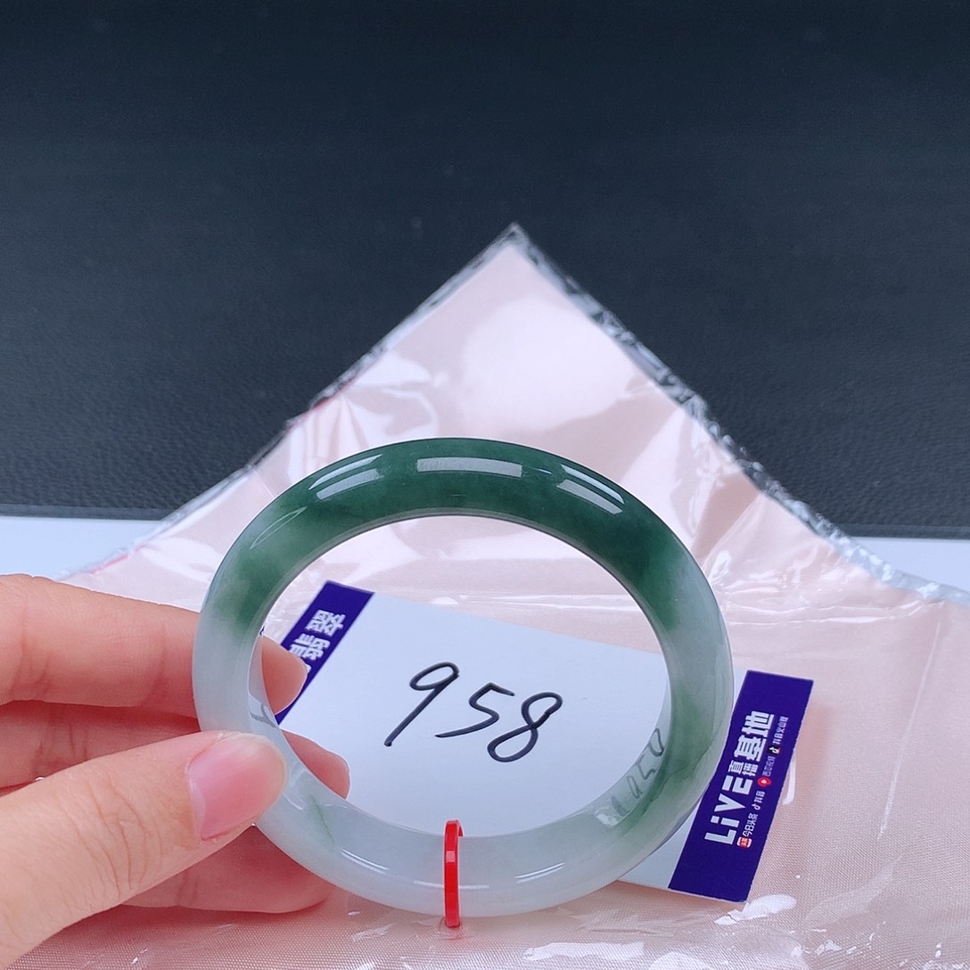 翡翠手镯未镶嵌手镯100250