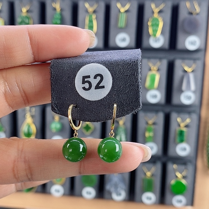 和田玉耳饰18K金镶嵌