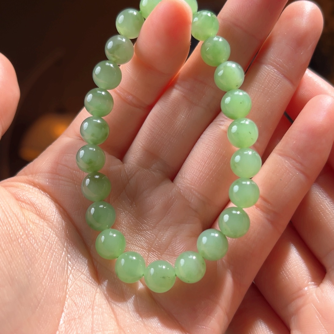 未镶嵌手串和田玉乌兰海苹果绿8mm500