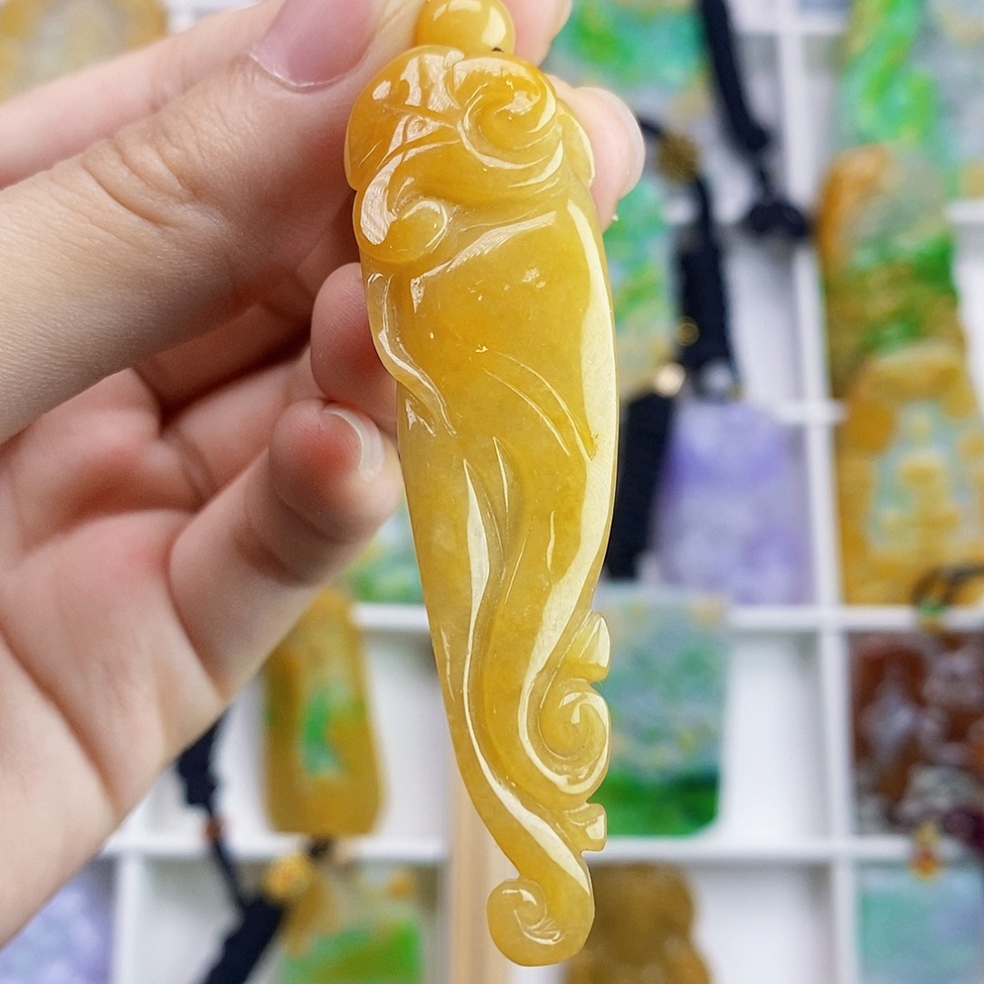 定制翡翠未镶嵌翡翠