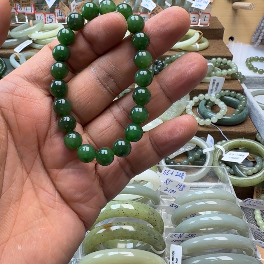 招***～和田玉未镶嵌手链