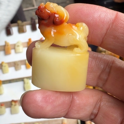 大***山寿山石夹板芙蓉石