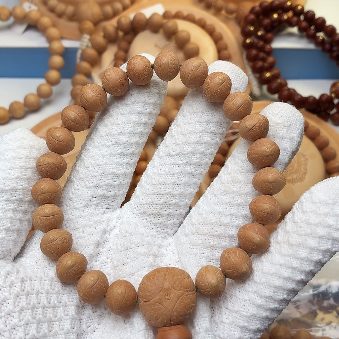 *****凤眼菩提手串飞碟单舱11一物一图