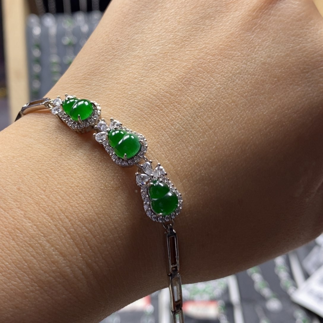 翡翠颈饰银S925镶嵌翡翠手链