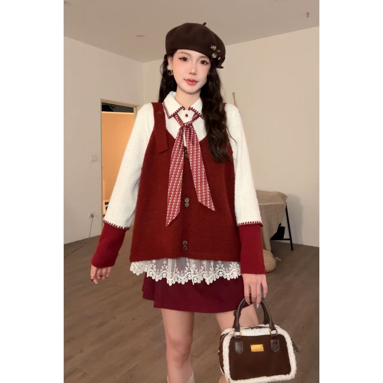 马甲【奶茶啵啵】秋季小众温柔感背带马甲女50099