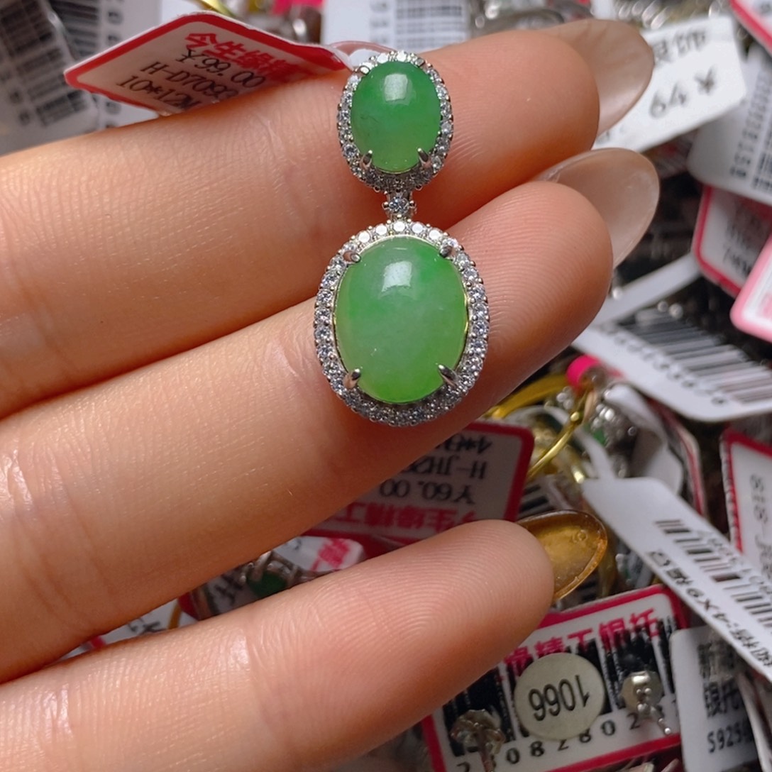 银S925镶嵌戒指翡翠百内无证书