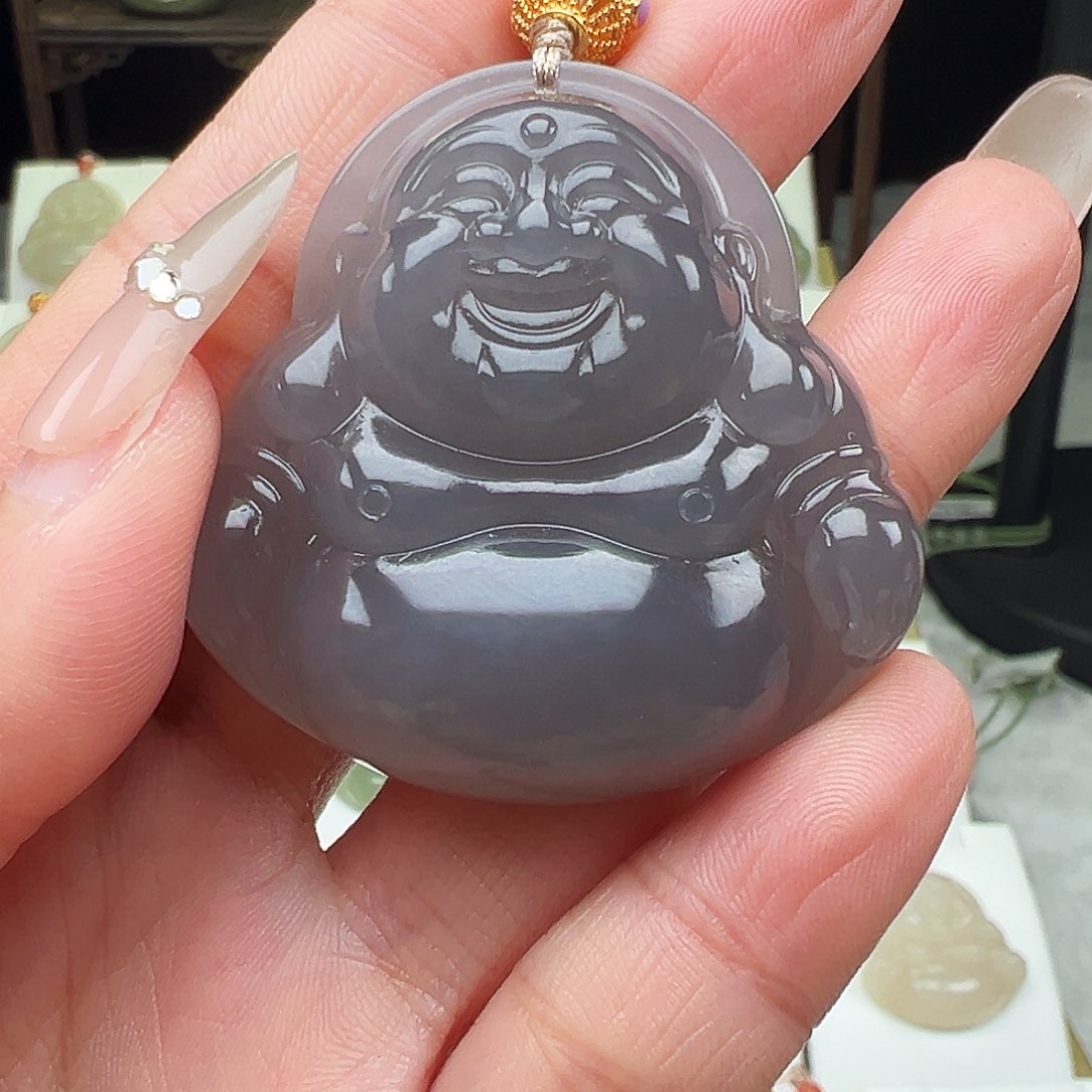 和田玉颈饰足金镶嵌