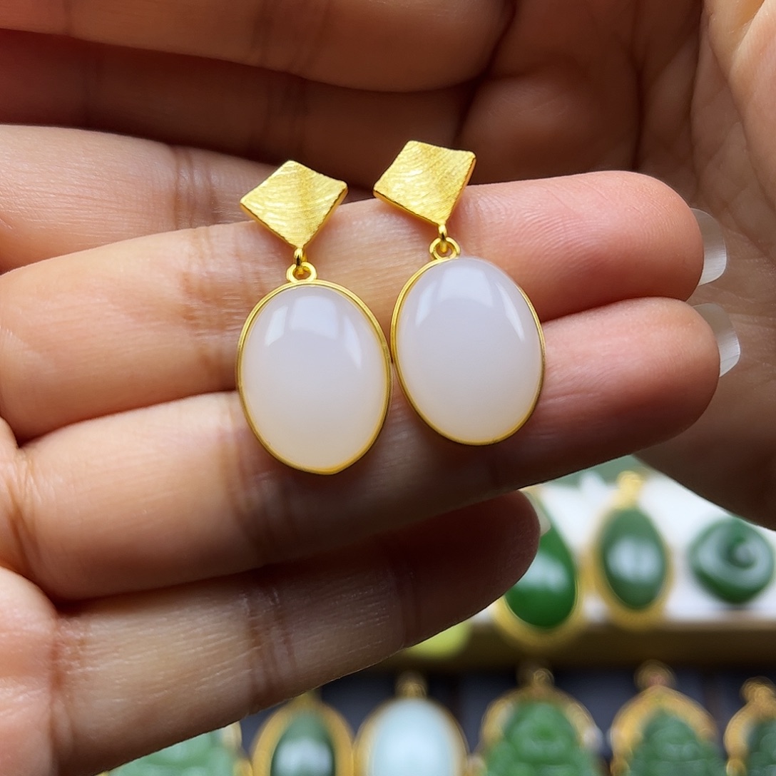 和田玉银S925镶嵌耳饰