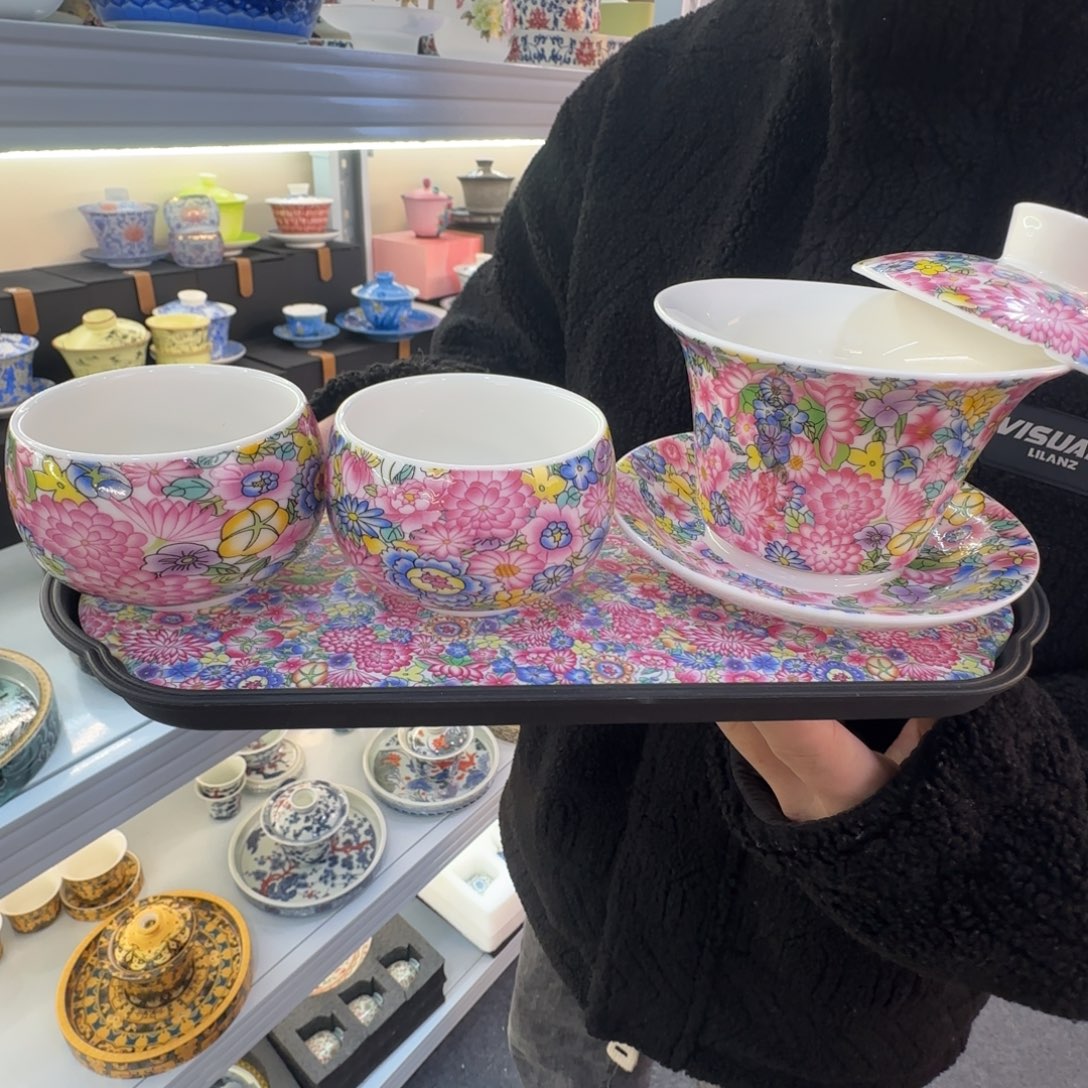 当代艺术家辞典等多