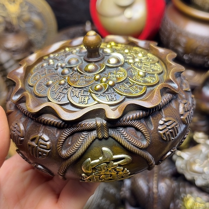 铜器摆件老王直播间