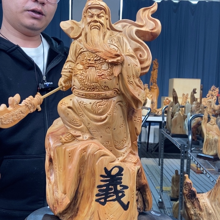 柏木（崖柏）随型摆件