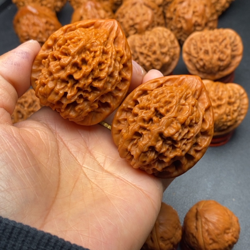 【闪购商品】文玩核桃把件42官帽