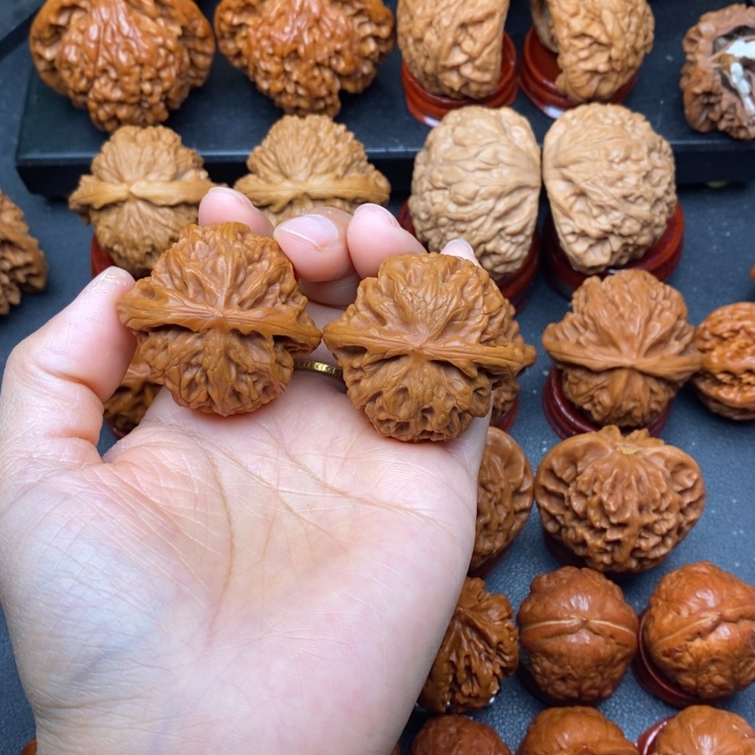 把件文玩核桃40宫灯