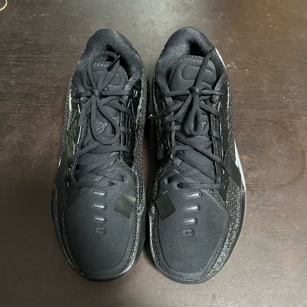 gt1黑色 44.5码配原盒 正品篮球鞋